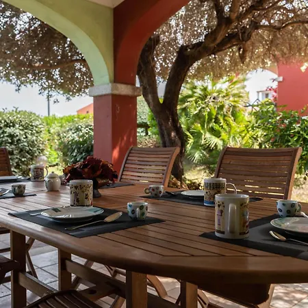 Apartment Giardino Con Vista Mare Valledoria (Sardinia)