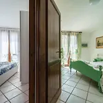 Giardino Con Vista Mare Apartment *