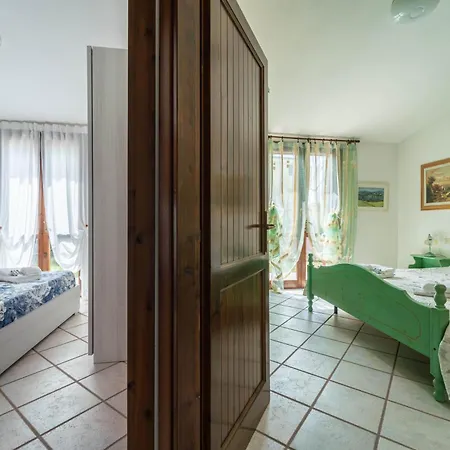 Giardino Con Vista Mare Daire *