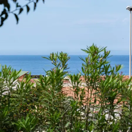 Giardino Con Vista Mare Valledoria (Sardinia)