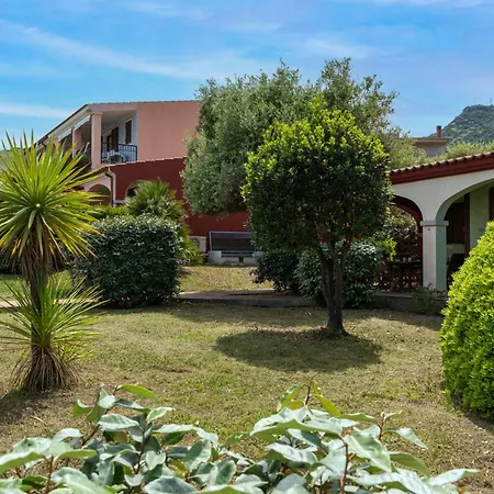 Giardino Con Vista Mare Daire *