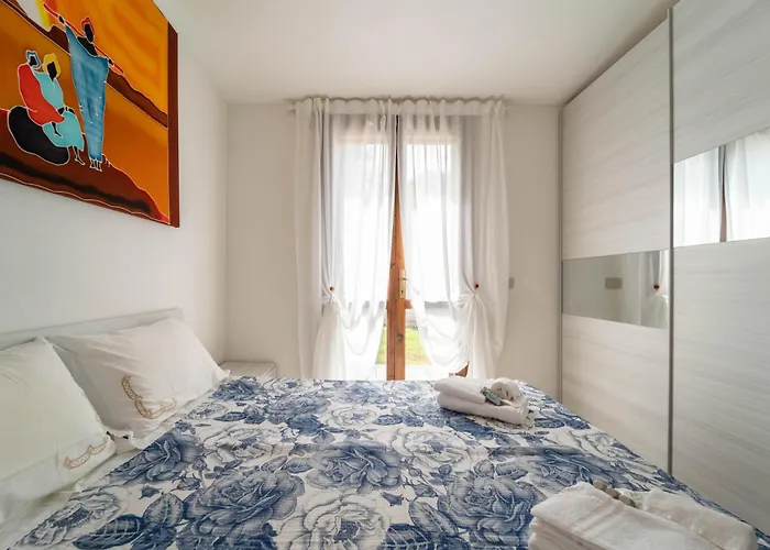 Giardino Con Vista Mare * Valledoria (Sardinia)